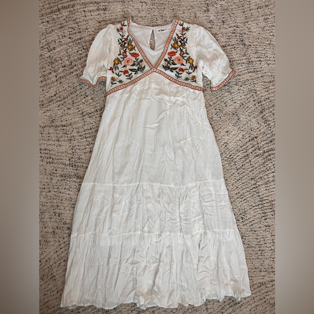Brand New! Pink Blush ivory floral embroidered midi dress